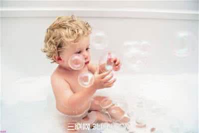 新生儿的护理要点 新生儿洗澡牢记四要点