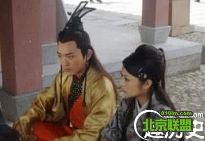 皇帝成长计划2 皇帝成长计划2私生子 新皇帝怎么处理前任皇帝的私生子?皇帝该怎么管