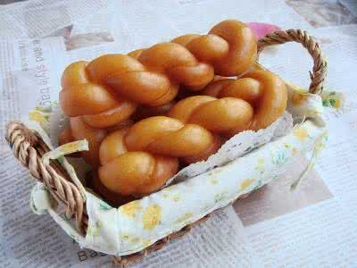 家庭自制香酥小麻花 家庭自制奶香大麻花