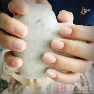 打印机怎么调颜色深浅 从指甲的颜色深浅看你命里缺啥