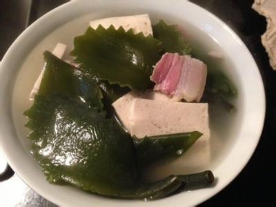 海带豆腐汤的做法 海带豆腐汤 美味自己做