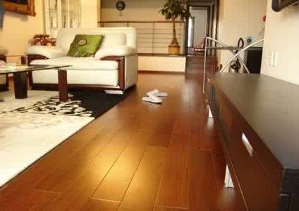 强化地板厚度 强化地板越厚越好吗 【强化地板厚度】强化地板越厚越好吗