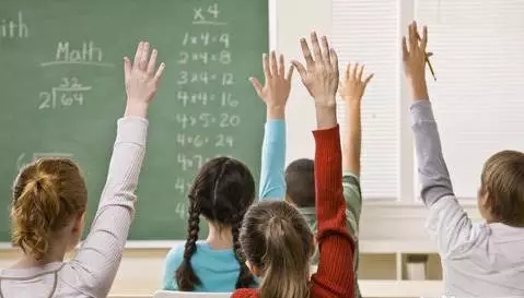 婚姻 对 对方 挑剔 婚姻与沙子：好的婚姻给对方足够的时间、空间和自由 ← 婚姻家庭智慧 ← 智慧身心健康网