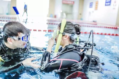 潜水差点淹 你和潜水之间,只差一个活动的距离|明星猎人专访