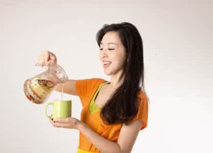 巴菲特给年轻人的忠告 给轻熟女的160个忠告