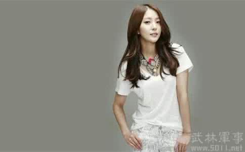 宝儿yg吃饭认证照 宝儿yg吃饭认证照 宝儿妈，不要错过宝宝独立吃饭的黄金期