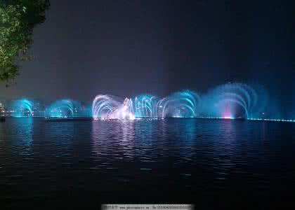 杭州西湖夜景音乐喷泉 夜景喷泉音乐