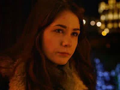 97年沈阳美女大学生 18岁美女大学生做脱衣舞娘