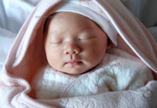 十大禁片胆小慎入 剖腹产图片 恐怖的剖腹产全程图片（胆小慎入）