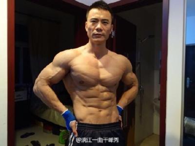 如何让胸肌快速增大 如何快速增大胸肌 怎么增大胸肌