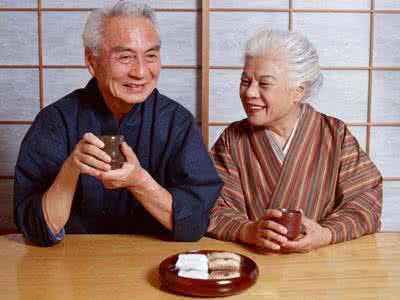 节制饮食 老人养生须节制饮食警惕中风