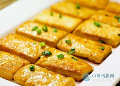 河南万人吃豆腐 吃豆腐要适量 细数豆腐的6大害处