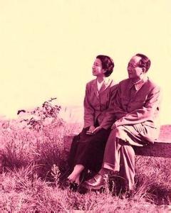 结婚照 毛泽东和江青罕见结婚照曝光(组图)