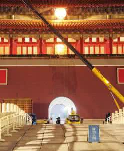上天安门城楼 门票 天安门城楼更换毛主席像 天安门城楼更换毛主席画像 40分钟完成交接