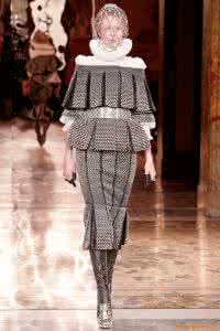 2013伦敦最暴露时装秀 Alexander McQueen 2013秋冬系列时装秀