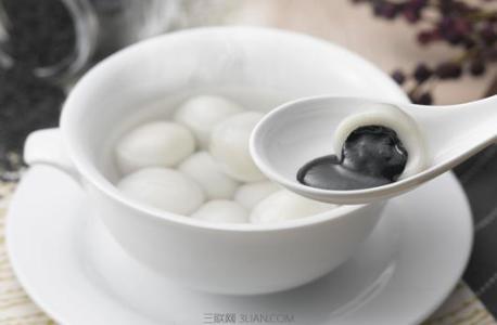 黑芝麻汤圆馅的做法 芝麻馅的汤圆怎么做