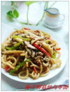 香菇肉酱拌乌冬面 虾干鲜菇炒乌冬面