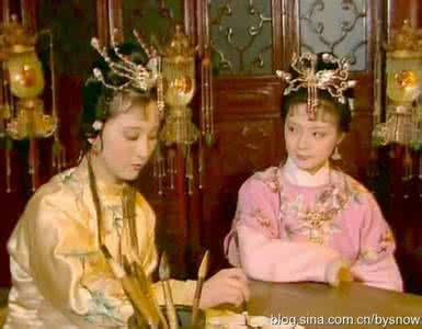 林黛玉和薛宝钗 黛玉和宝钗到底谁更“目无下尘”？