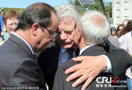 德国总统下跪道歉 德总统为纳粹大屠杀道歉