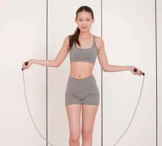 快速瘦腿3天见效学生 跳绳能瘦腿吗 跳绳能瘦腿吗？怎样快速瘦腿