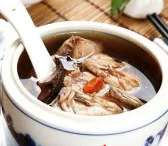 肾虚精亏吃什么药 肾虚吃什么补 3款食谱帮男人补精益肾