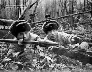 中国民兵 探秘八岔岛事件：中国民兵手榴弹炸沉苏军巡逻