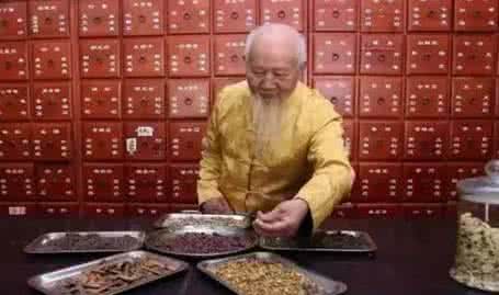 老中医的神奇减肥偏方 老中医神奇减肥偏方 【老中医偏方】图荐《天葵子抗肿瘤，淋巴肿大更别愁！》