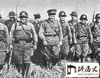 救火队员朱可夫 斯大林格勒的指挥者朱可夫:斯大林的“救火队员”