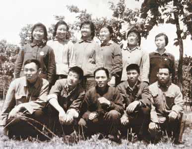 岁月艰难吴法宪全本 一代从艰难岁月中走过来的人……