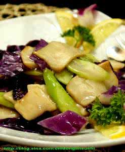 几种减肥食品刮油排毒 秋季刮油排毒营养菜【紫甘蓝炒杏鲍菇】