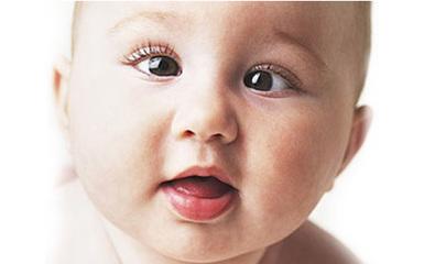 2岁宝宝斗鸡眼怎么办 宝宝斗鸡眼怎么办？