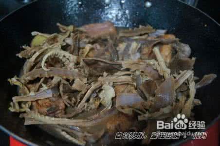 笋干烘干房 笋干比肉还好吃——笋干红烧排骨