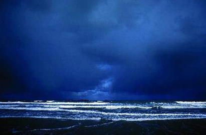 美国电影国语版译制片 美国电影《百慕大三角之夜》国语译制片