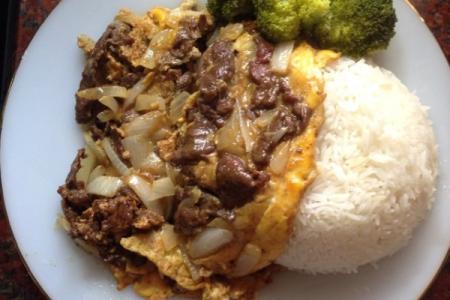 滑蛋牛肉饭 【详图细解】滑蛋牛肉饭的做法