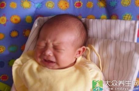 乳汁吸入性肺炎 乳汁吸入性肺炎 新生儿乳汁吸入性肺炎的原因是什么呢?