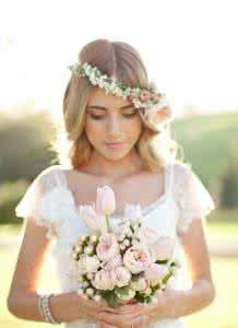 上海教堂婚礼 五款教堂婚礼的必备发型