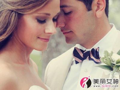 人要学会装傻 人要学会装傻 学会装傻的女人最懂把握爱情