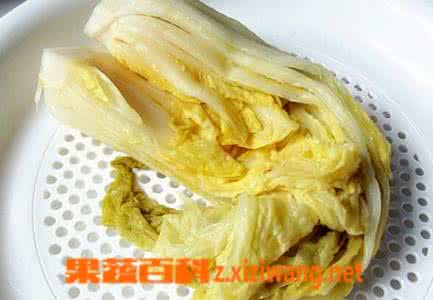 简易腌制酸白菜的做法 北方酸菜的腌制方法