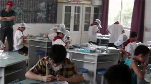 初中化学教学方法 “讨论法”在初中化学教学中的应用
