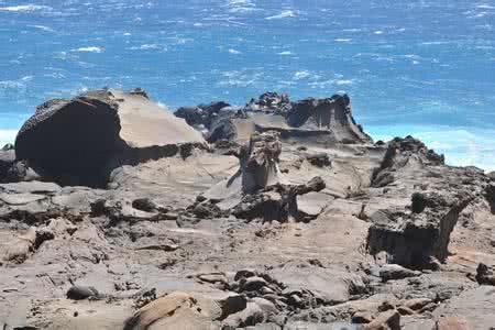 海蚀地貌 绝佳的海蚀地貌