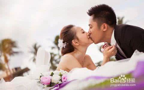 谈恋爱多久适合结婚 谈恋爱多久适合结婚 谈恋爱的时候，如何判定这个人是否适合结婚？