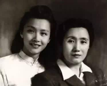 嫁入豪门 电视剧 9岁到青楼卖唱、14岁嫁入豪门、离婚后成为上海第一个女企业，她叫董竹君