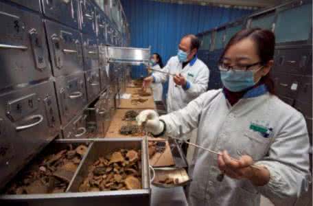 喜伤心 怒伤肝 恐伤肾 美研究快餐伤肾损肝 连吃一个月易患肝炎