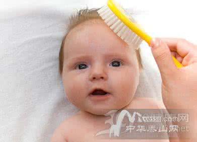 头发稀少剃光头 宝宝头发稀少剃光头 宝宝剃头会让头发更茂盛吗