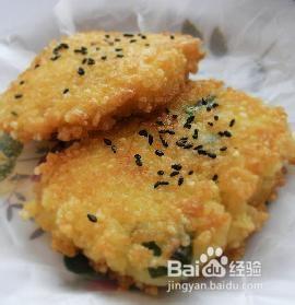 剩米饭弄早餐简单做法 剩米饭鸡蛋饼的做法