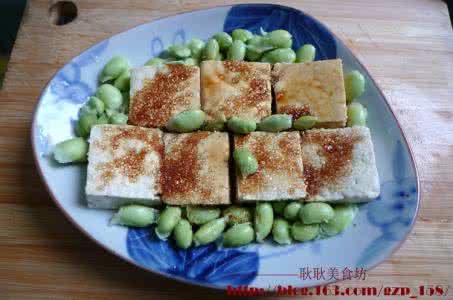 臭豆腐的吃法 餐桌上臭豆腐的别样吃法