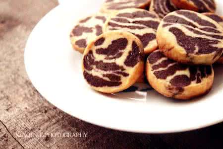 大润谷丹麦风味曲奇 一块曲奇，也能拍出大片风