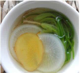 感冒发烧吃什么好又快 感冒发烧吃什么食物 孩子感冒发烧怎么办？看看老中医推荐的小妙方吧！