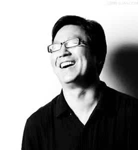 阅读与人生 白岩松 白岩松：不要拿别人的标准定义自己的人生