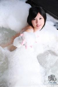 韩式婚纱照新娘发型 人体艺术写真【婚纱照新娘发型】